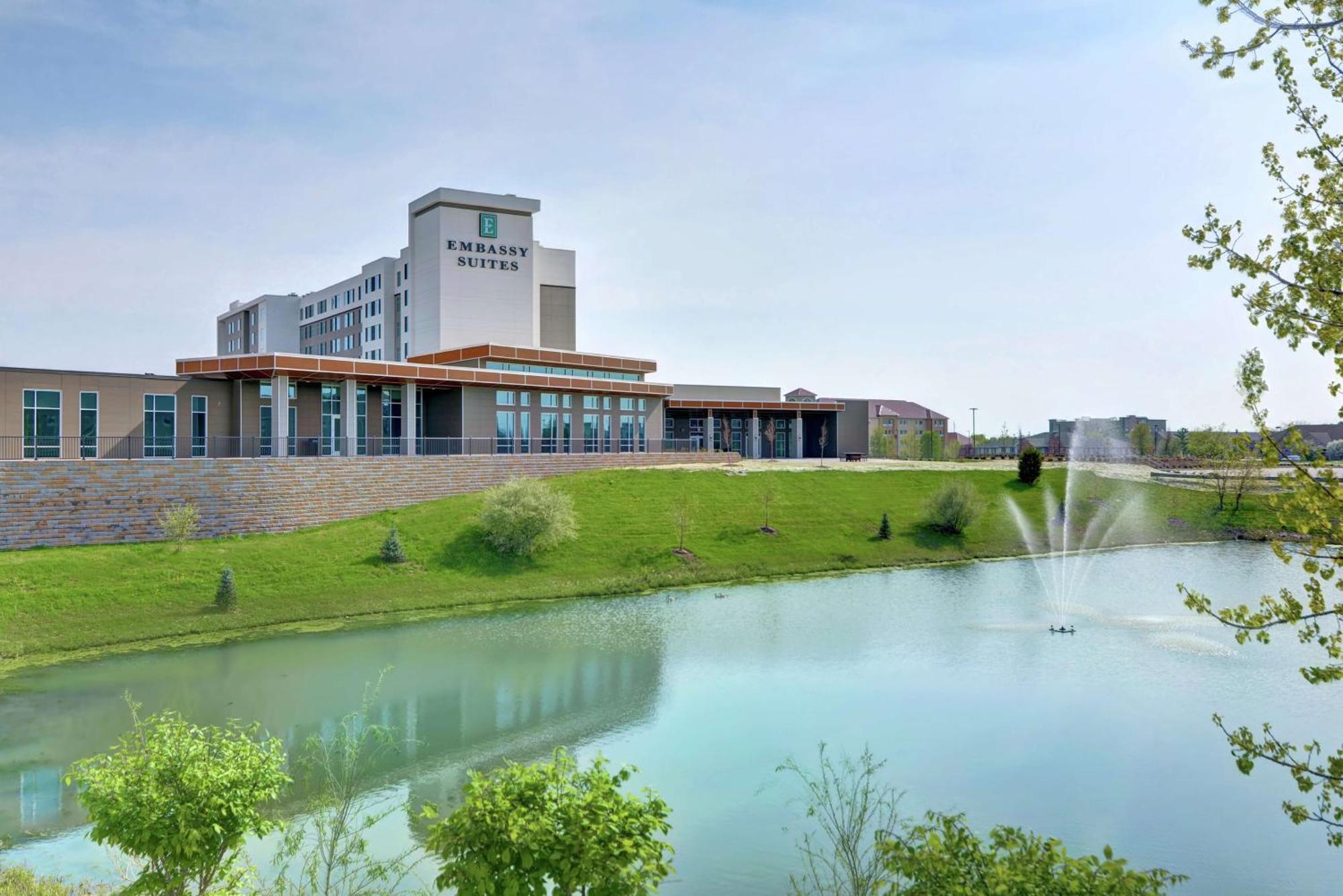 Embassy Suites By Hilton Plainfield Indianapolis Airport מראה חיצוני תמונה