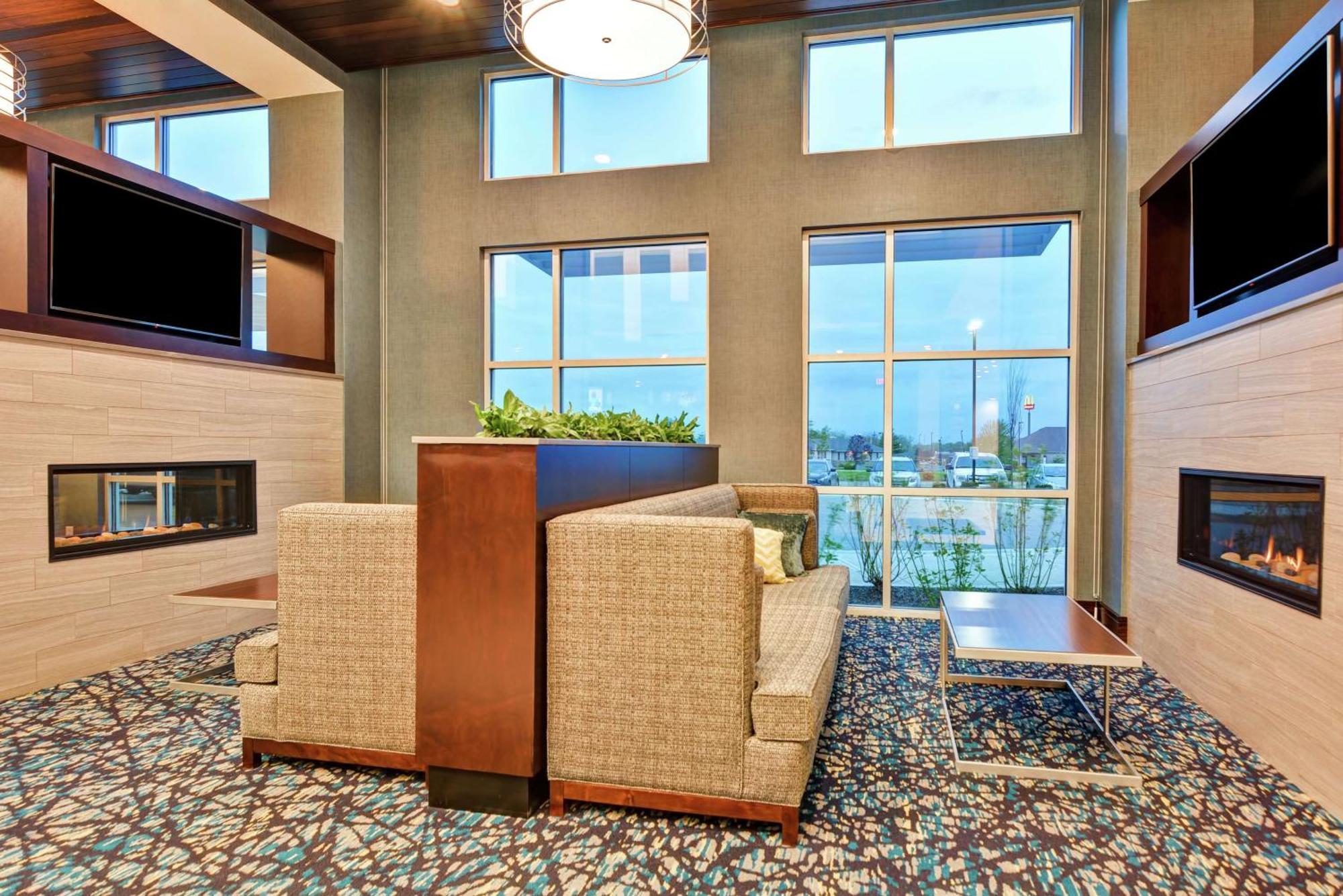 Embassy Suites By Hilton Plainfield Indianapolis Airport מראה חיצוני תמונה